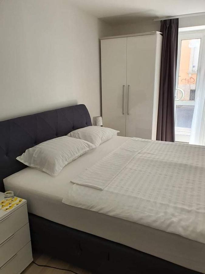Appartement Aldi 3 à Pula Extérieur photo